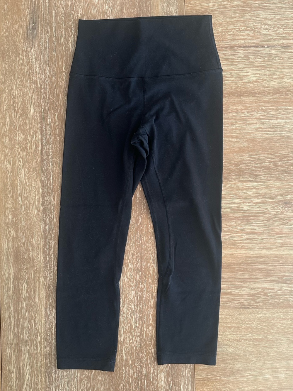 Lululemon Women’s Black Align Leggings 21” Inseam